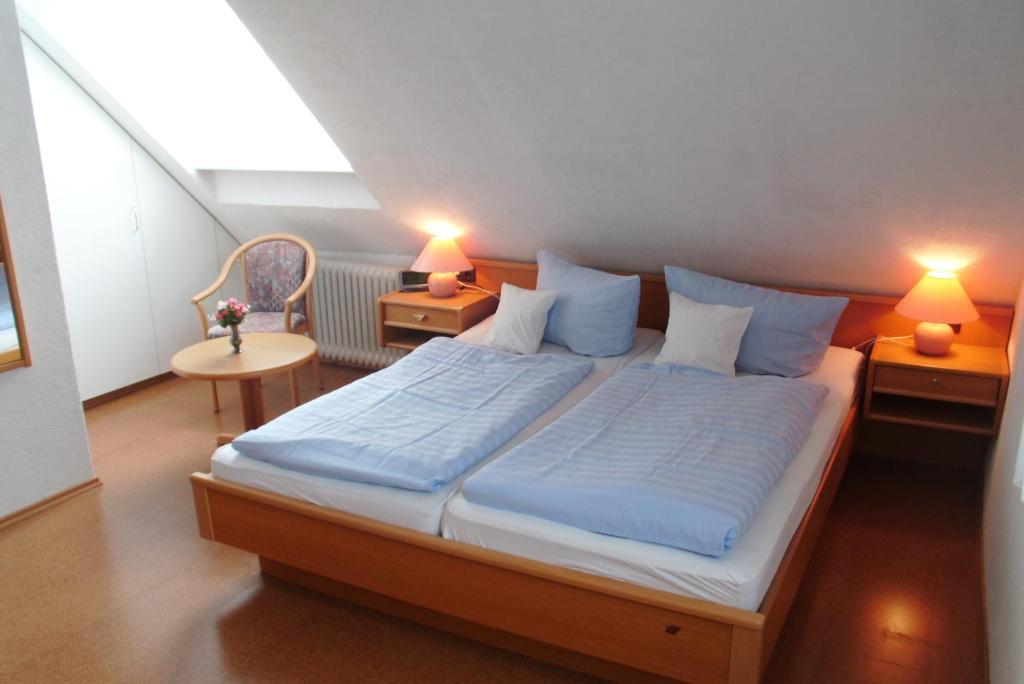 Zum Hanseaten Borkum Room photo